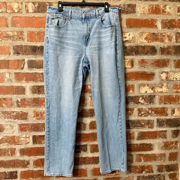 American Eagle Outfitters Denim - P11 - American Eagle Outfitters Light Blue Hi Rise Ankle Straight Leg Jeans